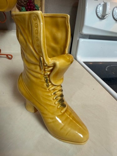 Vintage mustard yellow old